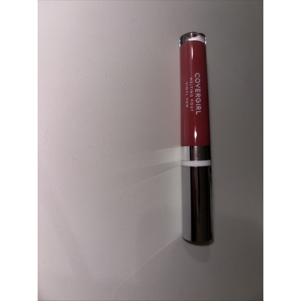 Covergirl Melting Pout Vinyl Vow  215 Caught Up‎